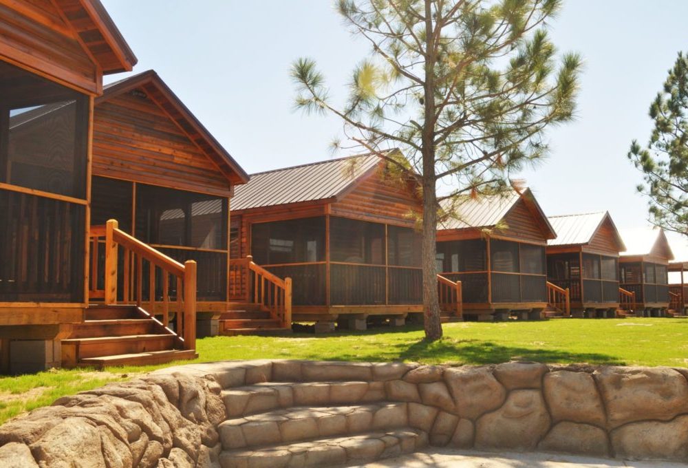 Two Styles of One Bedroom Family Cabins